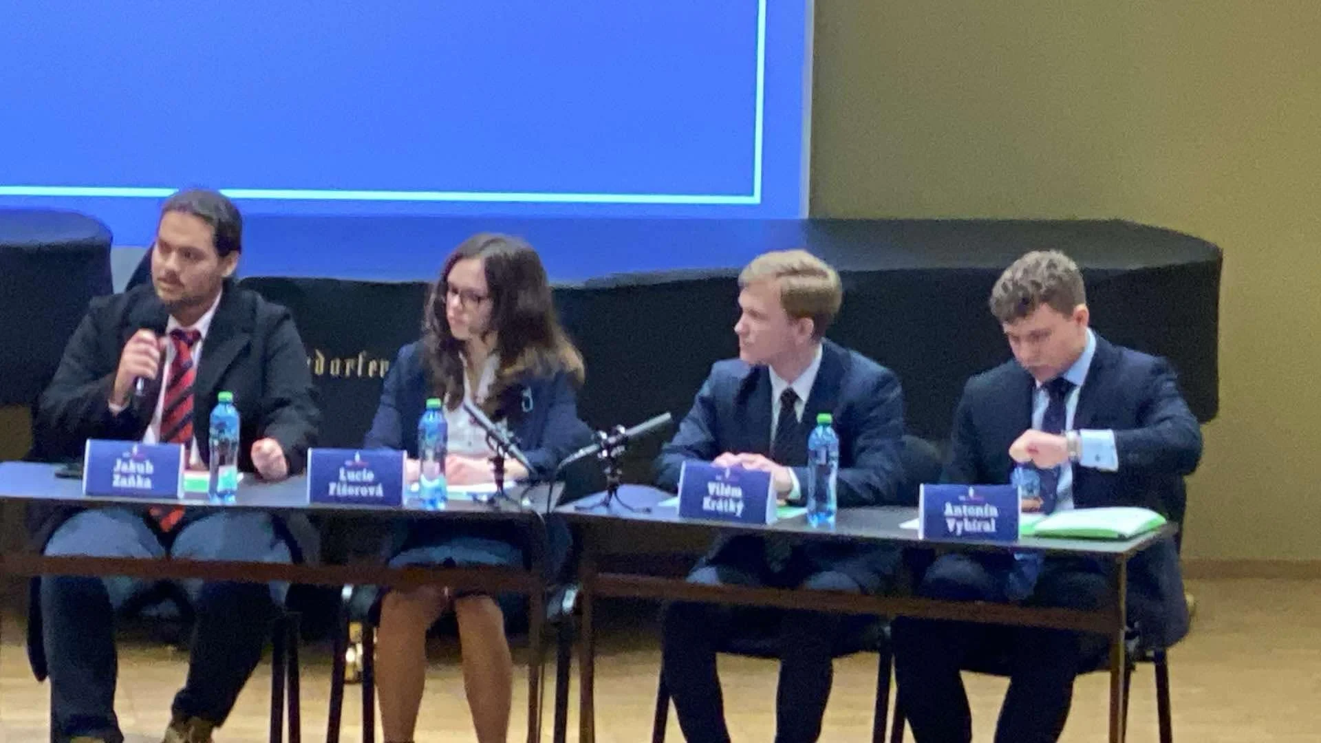 Soutěž "Den hejtmanem" jede v plném proudu